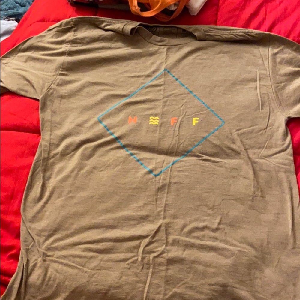 Neff T Shirr
